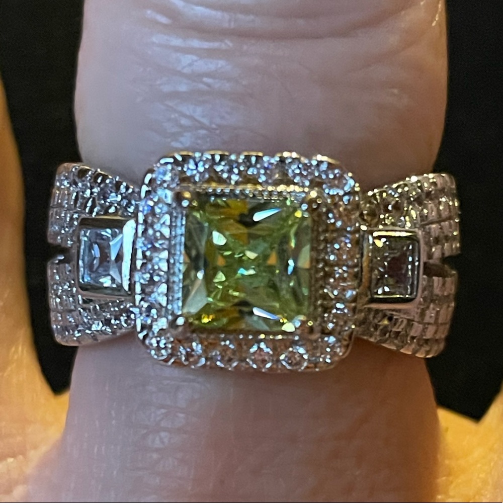 Ring sz8